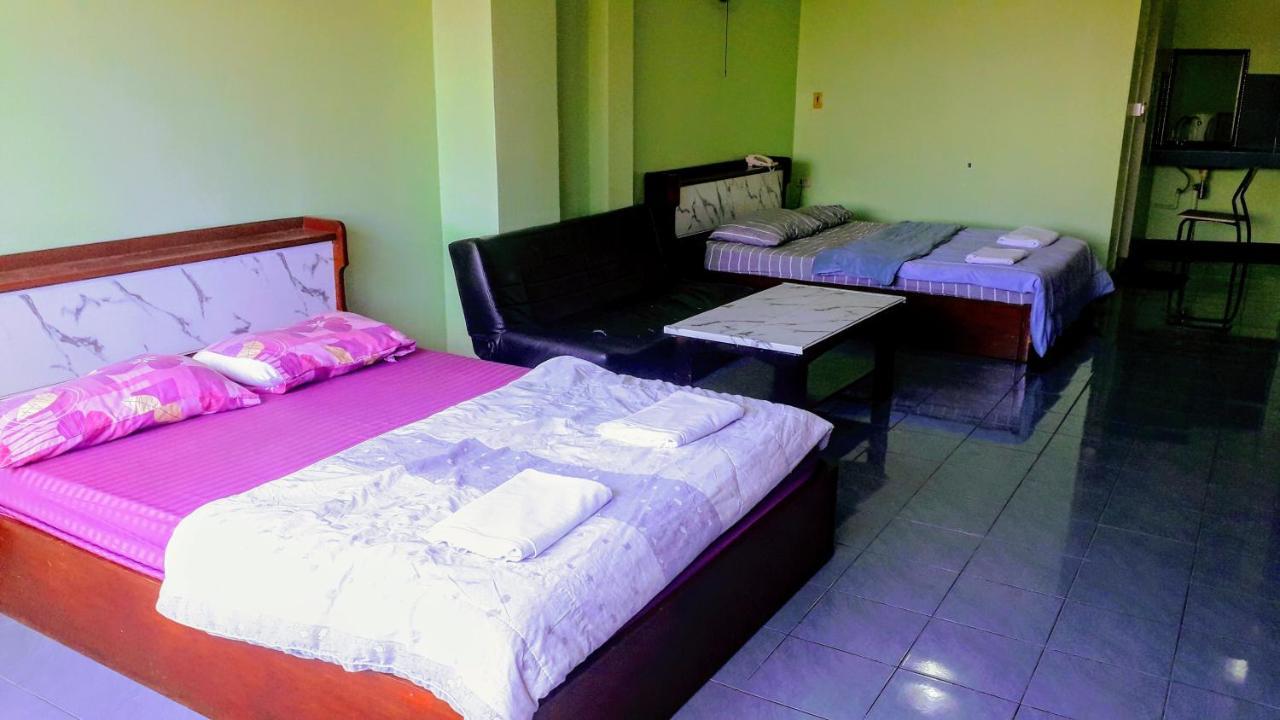 Walking Street Encore Hotel Pattaya Ngoại thất bức ảnh