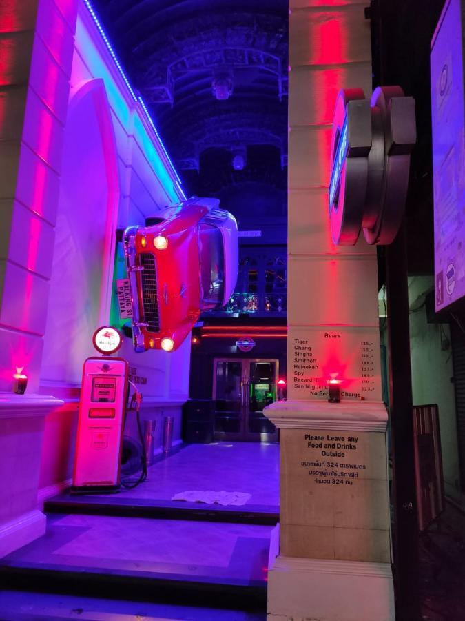 Walking Street Encore Hotel Pattaya Ngoại thất bức ảnh